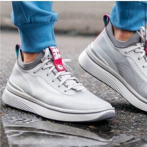 BALA Twelves Flow Gray Unisex Sneakers.